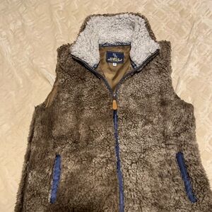 Women’s simply southern vest very nice